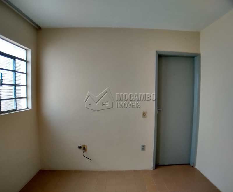 Conheça Sala edícula do imóvel - Casa Para Alugar - Itatiba - SP - Centro - FCCA21122 - 14 Sala edícula - Casa Para Alugar - Itatiba - SP - Centro - FCCA21122 - 14