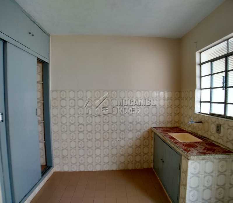 Conheça Cozinha edícula do imóvel - Casa Para Alugar - Itatiba - SP - Centro - FCCA21122 - 13 Cozinha edícula - Casa Para Alugar - Itatiba - SP - Centro - FCCA21122 - 13