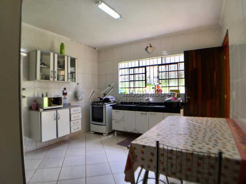 Conheça Cozinha do imóvel - Chácara À Venda - Itatiba - SP - Jardim Leonor - FCCH30109 - 6 Cozinha - Chácara À Venda - Itatiba - SP - Jardim Leonor - FCCH30109 - 6