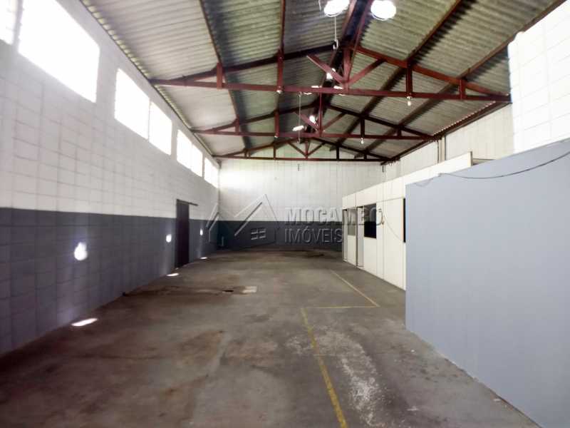 Conheça Área Interna do imóvel - Galpão Itatiba, Jardim Virgínia, SP Para Alugar, 213m² - FCGA00152 - 3 Área Interna - Galpão Itatiba, Jardim Virgínia, SP Para Alugar, 213m² - FCGA00152 - 3