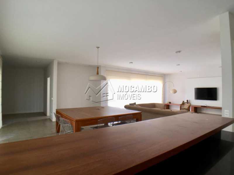 Conheça Salas do imóvel - Casa em Condomínio 3 quartos à venda Itatiba,SP - R$ 1.300.000 - FCCN30376 - 9 Salas - Casa em Condomínio 3 quartos à venda Itatiba,SP - R$ 1.300.000 - FCCN30376 - 9