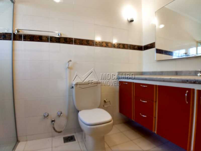 Conheça Banheiro Suíte do imóvel - Casa em Condominio Para Alugar - Itatiba - SP - Bairro do Engenho - FCCN50033 - 22 Banheiro Suíte - Casa em Condominio Para Alugar - Itatiba - SP - Bairro do Engenho - FCCN50033 - 22