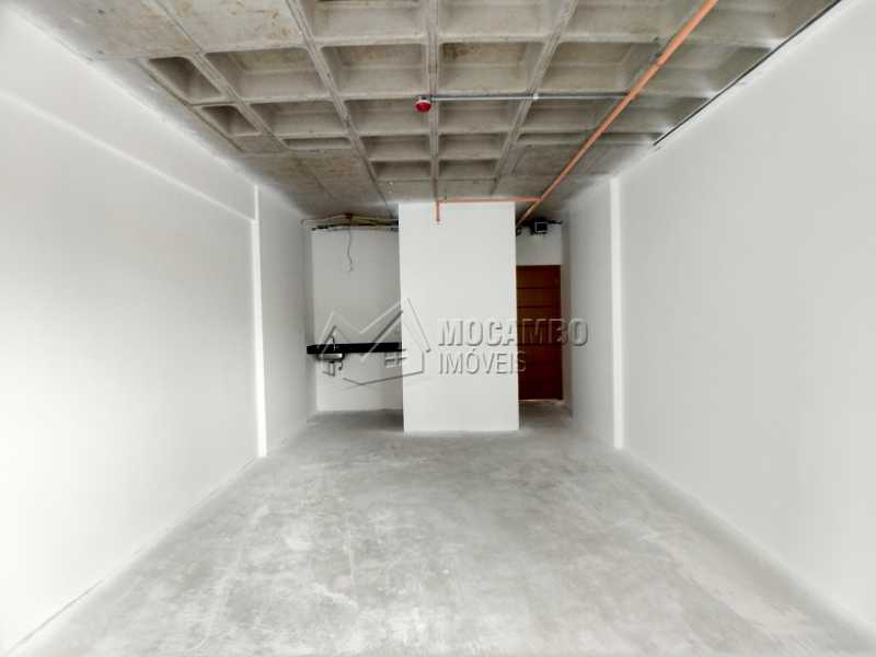 Conheça Sala do imóvel - Sala Comercial 36m² para alugar Itatiba,SP - R$ 1.200 - FCSL00177 - 3 Sala - Sala Comercial 36m² para alugar Itatiba,SP - R$ 1.200 - FCSL00177 - 3