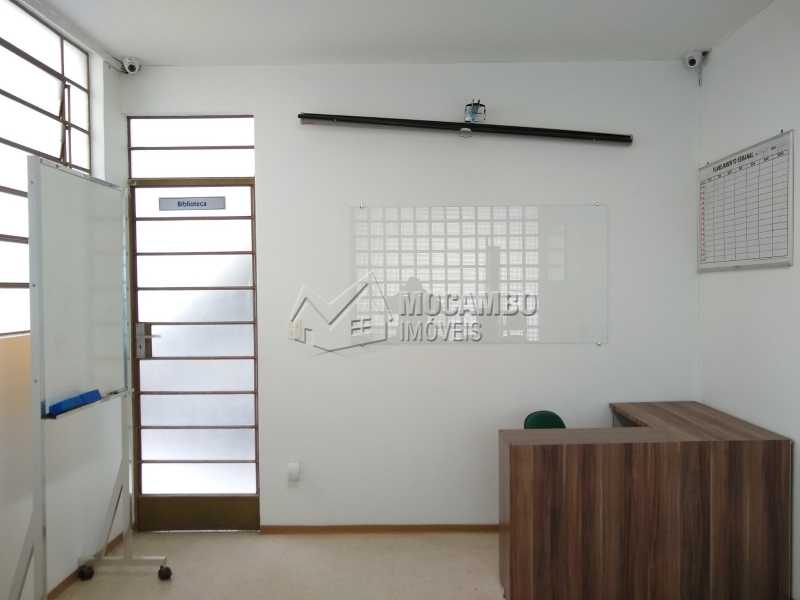 Conheça Sala de treinamento do imóvel - Sala Comercial Itatiba, Centro, SP Para Alugar, 20m² - FCSL00181 - 5 Sala de treinamento - Sala Comercial Itatiba, Centro, SP Para Alugar, 20m² - FCSL00181 - 5