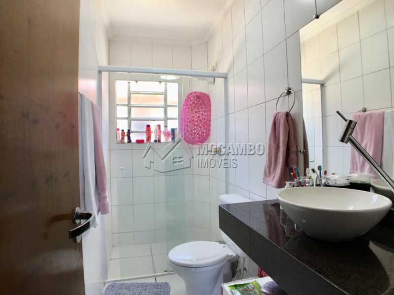 Conheça Banheiro social do imóvel - Apartamento 2 quartos à venda Itatiba,SP - R$ 200.000 - FCAP20886 - 8 Banheiro social - Apartamento 2 quartos à venda Itatiba,SP - R$ 200.000 - FCAP20886 - 8