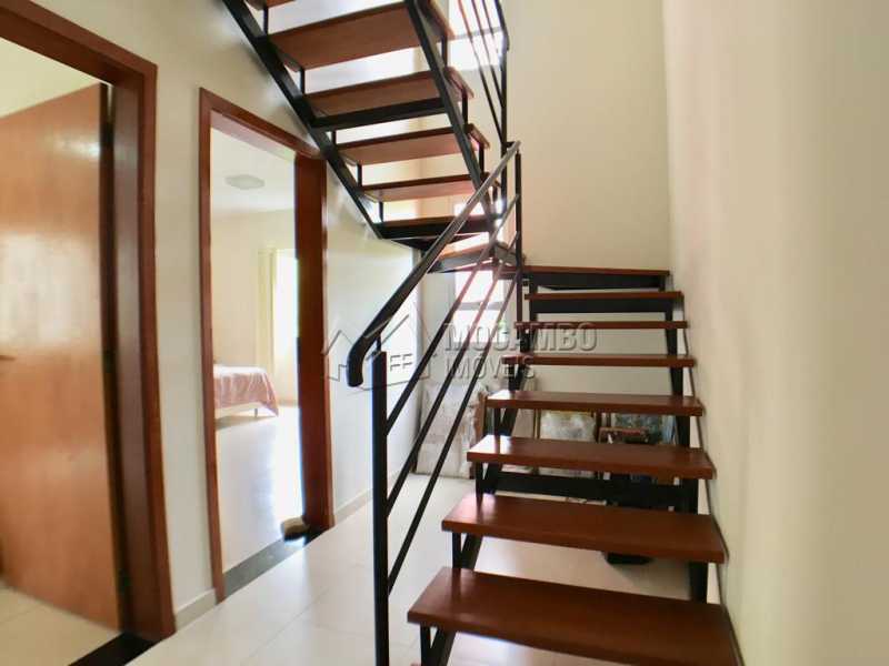 Conheça Escada do imóvel - Casa em Condomínio 4 Quartos À Venda Itatiba,SP - R$ 680.000 - FCCN40128 - 11 Escada - Casa em Condomínio 4 Quartos À Venda Itatiba,SP - R$ 680.000 - FCCN40128 - 11