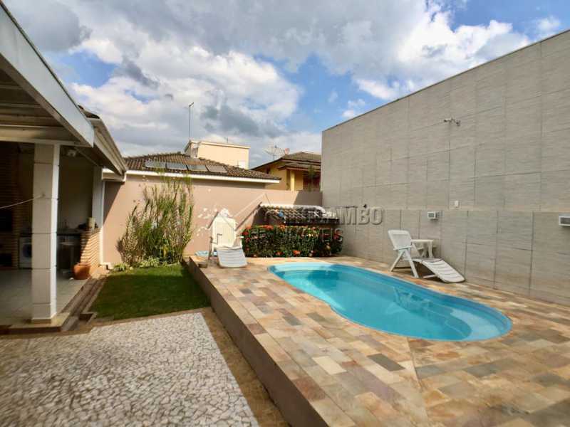 Conheça Piscina do imóvel - Casa À Venda no Condomínio Itatiba Country Club - Residencial Fazenda Serrinha - Itatiba - SP - FCCN20027 - 19 Piscina - Casa À Venda no Condomínio Itatiba Country Club - Residencial Fazenda Serrinha - Itatiba - SP - FCCN20027 - 19