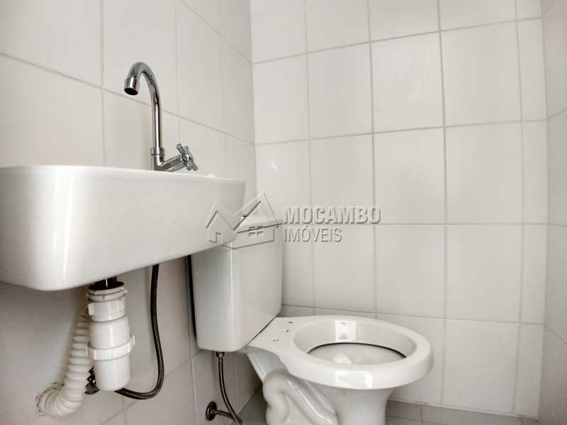 Conheça Banheiro Privativo do imóvel - Sala Comercial Condomínio Edifício Praxx Itatiba, Itatiba, Vila Brasileira, SP Para Alugar, 35m² - FCSL00186 - 7 Banheiro Privativo - Sala Comercial Condomínio Edifício Praxx Itatiba, Itatiba, Vila Brasileira, SP Para Alugar, 35m² - FCSL00186 - 7