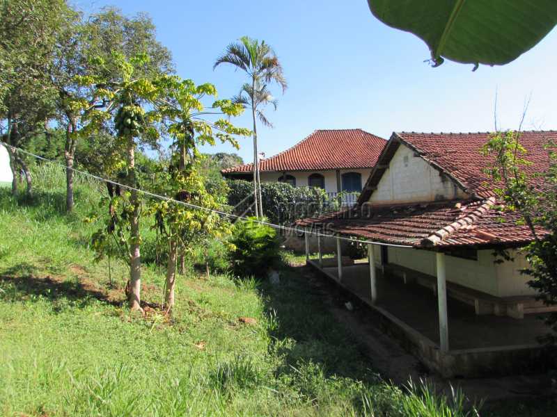 Conheça Área industrial do imóvel - Chácara 3900m² à venda Itatiba,SP - R$ 580.000 - FCCH20062 - 4 Área industrial - Chácara 3900m² à venda Itatiba,SP - R$ 580.000 - FCCH20062 - 4