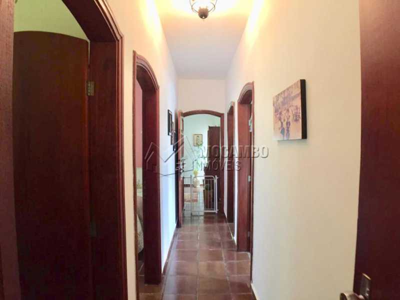 Conheça Corredor do imóvel - Casa em Condominio À Venda - Itatiba - SP - Ville Chamonix - FCCN40130 - 5 Corredor - Casa em Condominio À Venda - Itatiba - SP - Ville Chamonix - FCCN40130 - 5