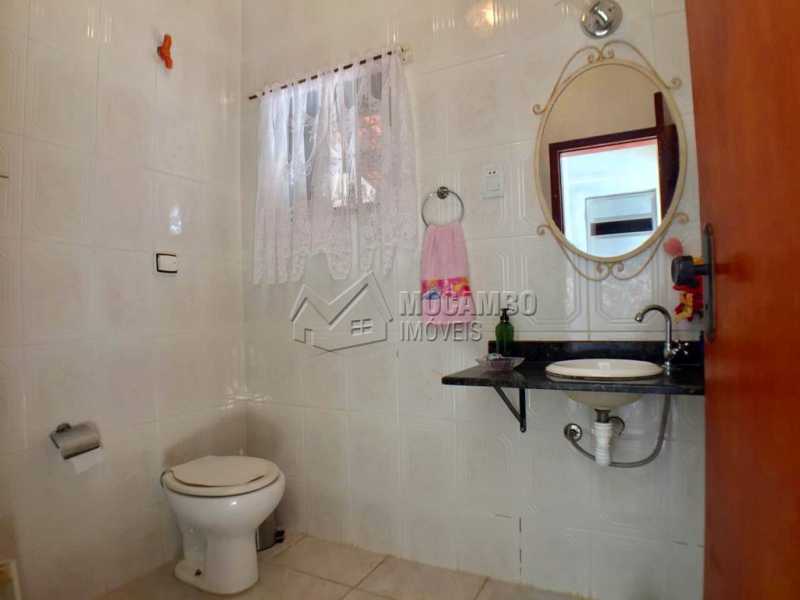 Conheça Banheiro área externa do imóvel - Casa em Condominio À Venda - Itatiba - SP - Ville Chamonix - FCCN40130 - 25 Banheiro área externa - Casa em Condominio À Venda - Itatiba - SP - Ville Chamonix - FCCN40130 - 25