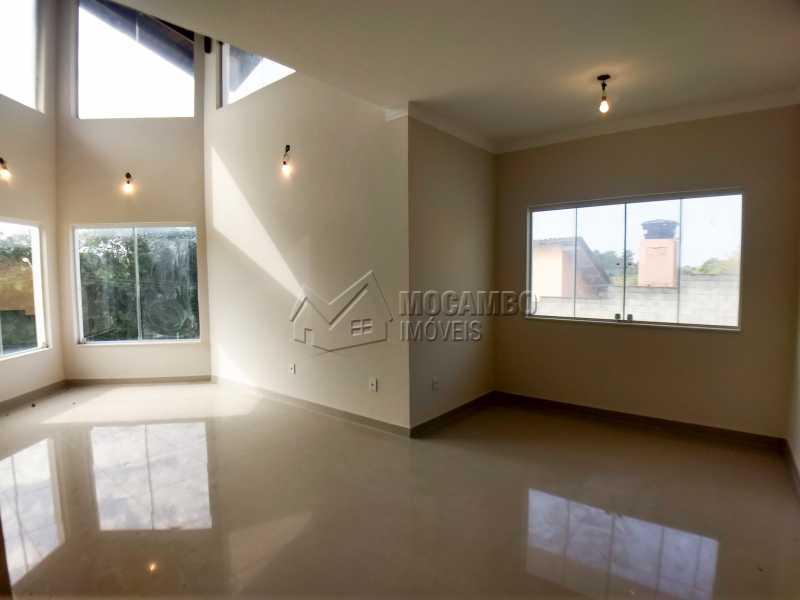 Conheça Sala do imóvel - Casa em Condominio À Venda - Itatiba - SP - Sítio da Moenda - FCCN40131 - 5 Sala - Casa em Condominio À Venda - Itatiba - SP - Sítio da Moenda - FCCN40131 - 5