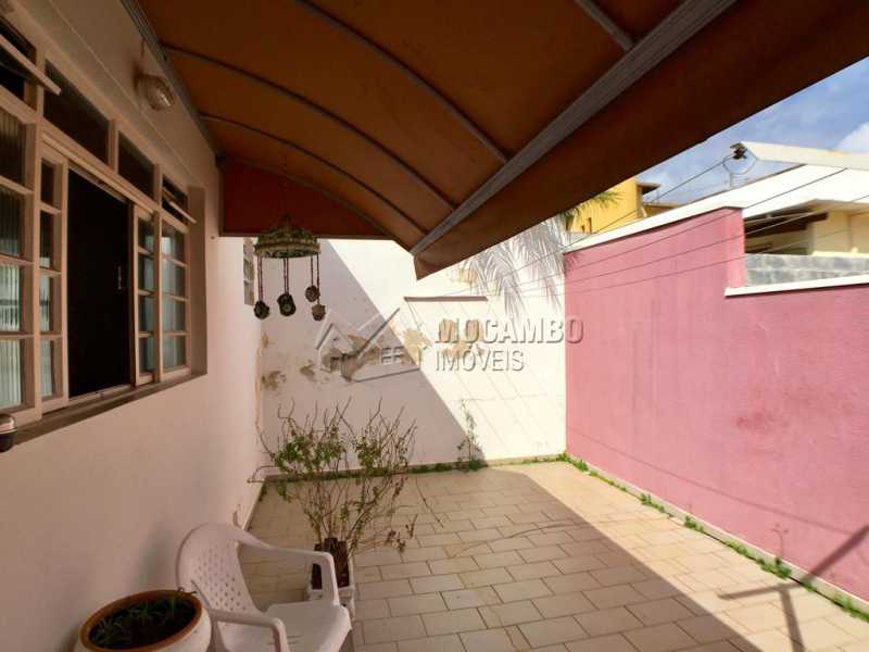 Conheça Quintal do imóvel - Casa 2 quartos à venda Itatiba,SP - R$ 270.000 - FCCA21177 - 15 Quintal - Casa 2 quartos à venda Itatiba,SP - R$ 270.000 - FCCA21177 - 15