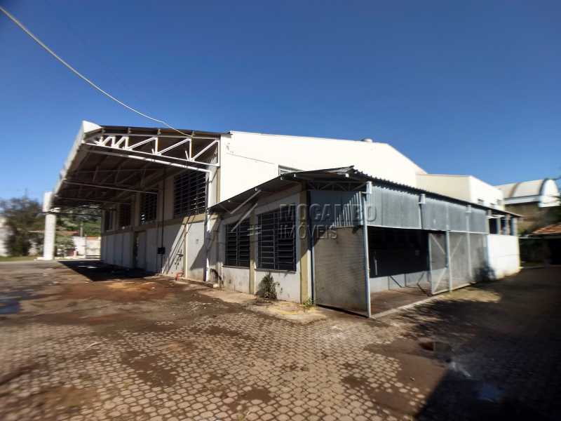 Conheça Área Externa do imóvel - Galpão Para Alugar - Itatiba - SP - Jardim Arizona - FCGA00158 - 6 Área Externa - Galpão Para Alugar - Itatiba - SP - Jardim Arizona - FCGA00158 - 6