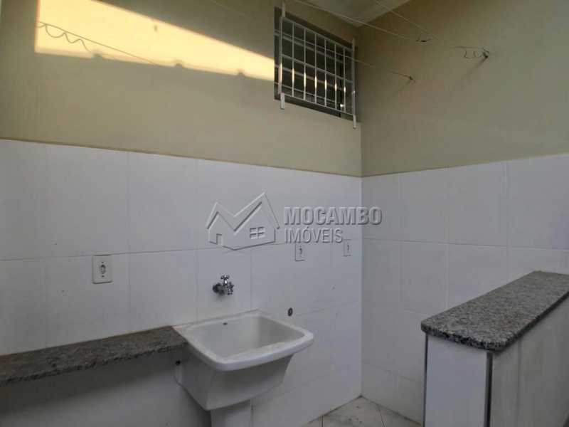 Conheça Área de Serviço do imóvel - Casa À Venda - Itatiba - SP - Loteamento Parque da Colina I - FCCA21183 - 6 Área de Serviço - Casa À Venda - Itatiba - SP - Loteamento Parque da Colina I - FCCA21183 - 6
