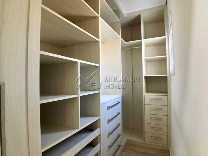 Conheça Closet do imóvel - Casa em Condomínio 4 quartos para alugar Itatiba,SP - R$ 5.700 - FCCN40134 - 21 Closet - Casa em Condomínio 4 quartos para alugar Itatiba,SP - R$ 5.700 - FCCN40134 - 21