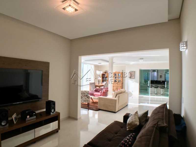 Conheça Sala de tv do imóvel - Casa em Condomínio 4 quartos para alugar Itatiba,SP - R$ 5.700 - FCCN40134 - 6 Sala de tv - Casa em Condomínio 4 quartos para alugar Itatiba,SP - R$ 5.700 - FCCN40134 - 6