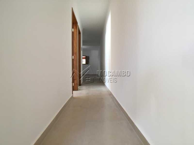 Conheça Corredor do imóvel - Casa À Venda - Itatiba - SP - Jardim Novo Horizonte - FCCA21192 - 7 Corredor - Casa À Venda - Itatiba - SP - Jardim Novo Horizonte - FCCA21192 - 7