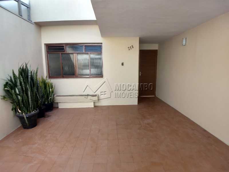 Conheça Garagem do imóvel - Casa Para Alugar - Itatiba - SP - Jardim Tereza - FCCA31224 - 1 Garagem - Casa Para Alugar - Itatiba - SP - Jardim Tereza - FCCA31224 - 1