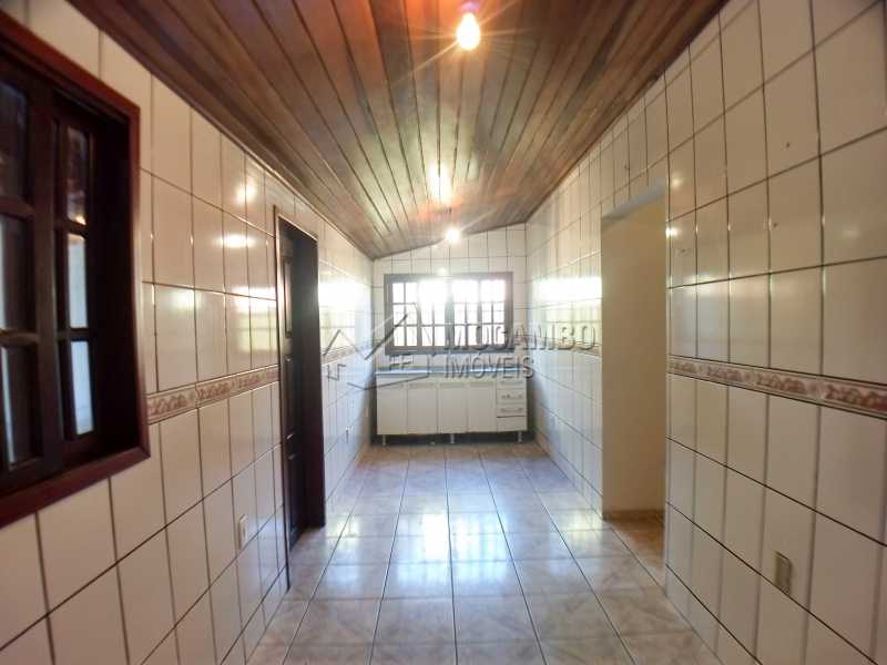 Conheça Copa/Cozinha do imóvel - Casa 2 Quartos Para Alugar Itatiba,SP Centro - R$ 900 - FCCA21213 - 5 Copa/Cozinha - Casa 2 Quartos Para Alugar Itatiba,SP Centro - R$ 900 - FCCA21213 - 5
