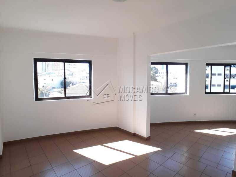 Conheça Sala Jantar do imóvel - Apartamento Condomínio Edifício José Carbonari, Itatiba, Centro, SP Para Venda e Aluguel, 3 Quartos, 100m² - FCAP30510 - 3 Sala Jantar - Apartamento Condomínio Edifício José Carbonari, Itatiba, Centro, SP Para Venda e Aluguel, 3 Quartos, 100m² - FCAP30510 - 3