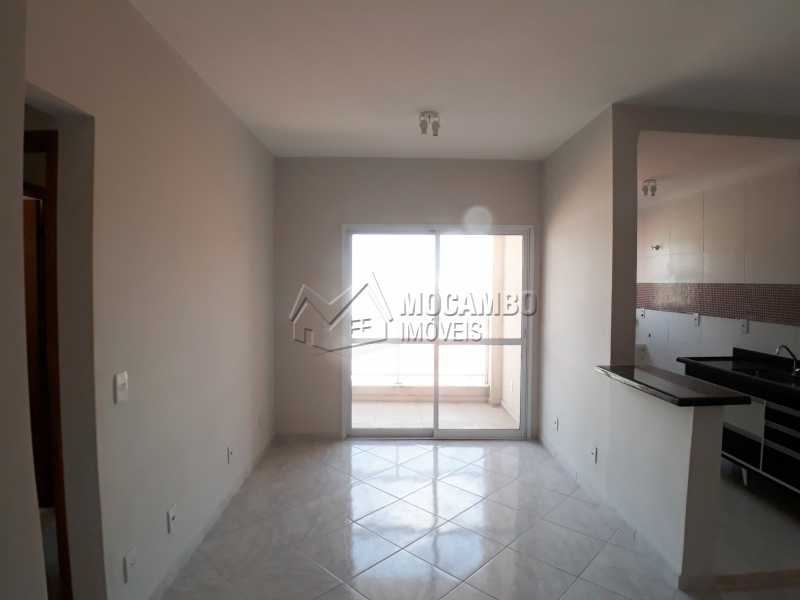 Conheça Sala do imóvel - Apartamento Condomínio Edifício Millenium Residence, Itatiba, Vila Bela Vista, SP Para Alugar, 2 Quartos, 50m² - FCAP21005 - 3 Sala - Apartamento Condomínio Edifício Millenium Residence, Itatiba, Vila Bela Vista, SP Para Alugar, 2 Quartos, 50m² - FCAP21005 - 3