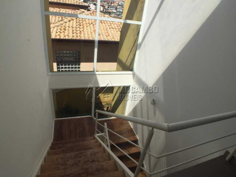 Conheça Escada do imóvel - Casa em Condomínio 4 Quartos À Venda Itatiba,SP - R$ 700.000 - FCCN40142 - 8 Escada - Casa em Condomínio 4 Quartos À Venda Itatiba,SP - R$ 700.000 - FCCN40142 - 8