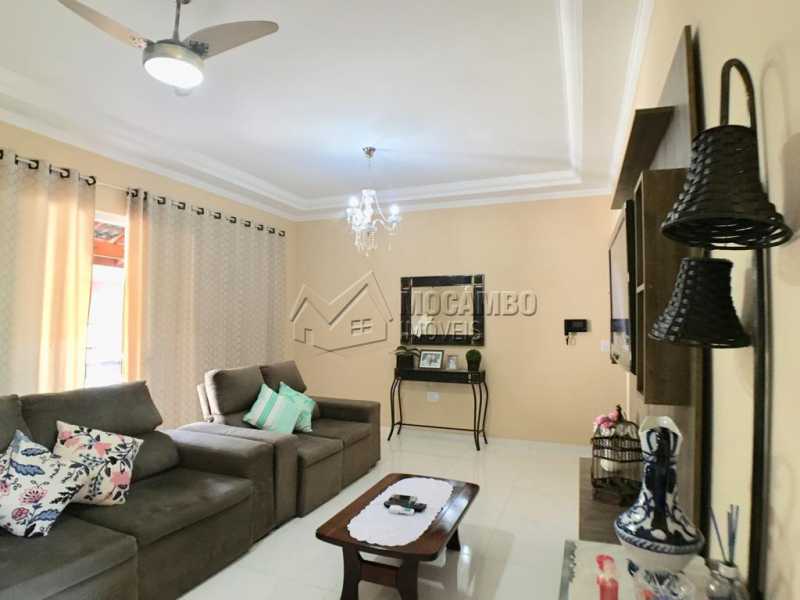 Conheça Sala de tv do imóvel - Casa 2 quartos à venda Itatiba,SP - R$ 550.000 - FCCA21248 - 1 Sala de tv - Casa 2 quartos à venda Itatiba,SP - R$ 550.000 - FCCA21248 - 1