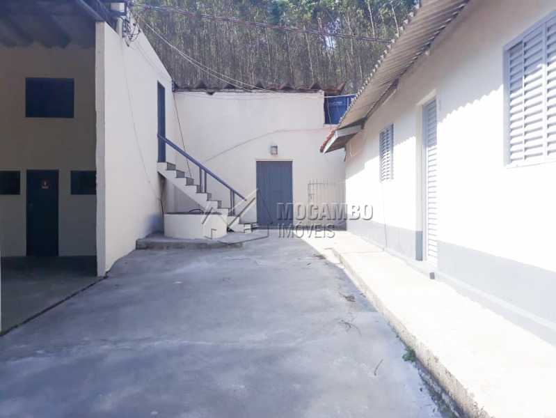 Conheça Área externa do imóvel - Galpão 1000m² Para Alugar Itatiba,SP - R$ 5.600 - FCGA00169 - 13 Área externa - Galpão 1000m² Para Alugar Itatiba,SP - R$ 5.600 - FCGA00169 - 13