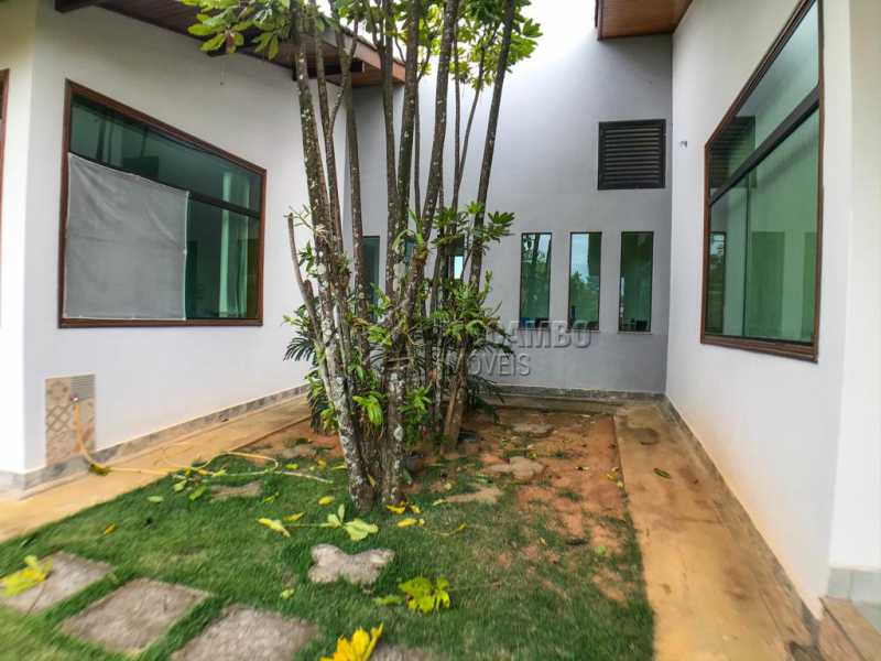 Conheça Jardim do imóvel - Casa em Condomínio 4 quartos à venda Itatiba,SP - R$ 1.990.000 - FCCN40147 - 28 Jardim - Casa em Condomínio 4 quartos à venda Itatiba,SP - R$ 1.990.000 - FCCN40147 - 28