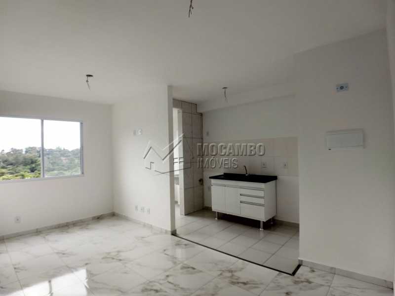 Conheça Sala/Cozinha do imóvel - Apartamento Para Alugar - Itatiba - SP - Loteamento Santo Antônio - FCAP21042 - 1 Sala/Cozinha - Apartamento Para Alugar - Itatiba - SP - Loteamento Santo Antônio - FCAP21042 - 1
