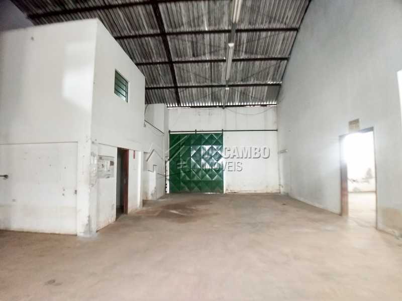 Conheça Área Interna do imóvel - Galpão 717m² para alugar Itatiba,SP - R$ 8.000 - FCGA00170 - 4 Área Interna - Galpão 717m² para alugar Itatiba,SP - R$ 8.000 - FCGA00170 - 4