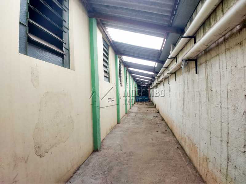 Conheça Área Interna do imóvel - Galpão 717m² para alugar Itatiba,SP - R$ 8.000 - FCGA00170 - 5 Área Interna - Galpão 717m² para alugar Itatiba,SP - R$ 8.000 - FCGA00170 - 5