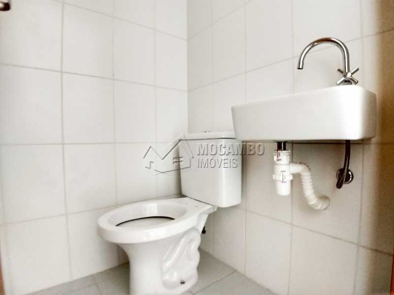 Conheça Banheiro Social do imóvel - Sala Comercial 40m² para alugar Itatiba,SP - R$ 1.100 - FCSL00214 - 5 Banheiro Social - Sala Comercial 40m² para alugar Itatiba,SP - R$ 1.100 - FCSL00214 - 5