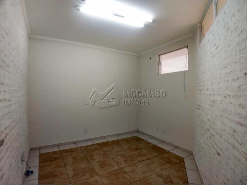 Conheça Sala do imóvel - Casa Comercial Itatiba, Jardim Tereza, SP Para Alugar, 100m² - FCCC00016 - 4 Sala - Casa Comercial Itatiba, Jardim Tereza, SP Para Alugar, 100m² - FCCC00016 - 4