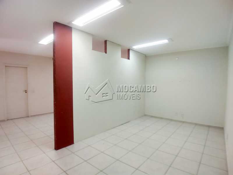 Conheça Sala do imóvel - Casa Comercial Itatiba, Jardim Tereza, SP Para Alugar, 100m² - FCCC00016 - 6 Sala - Casa Comercial Itatiba, Jardim Tereza, SP Para Alugar, 100m² - FCCC00016 - 6