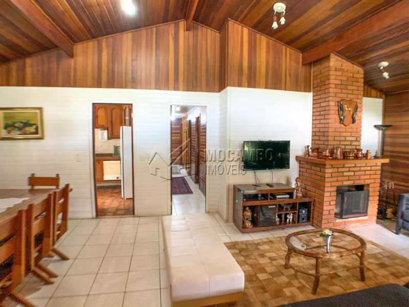 Conheça Sala do imóvel - Casa em Condomínio 3 quartos à venda Itatiba,SP - R$ 1.100.000 - FCCN30439 - 5 Sala - Casa em Condomínio 3 quartos à venda Itatiba,SP - R$ 1.100.000 - FCCN30439 - 5
