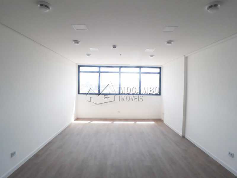 Conheça Sala do imóvel - Sala Comercial 36m² para alugar Itatiba,SP - R$ 1.200 - FCSL00220 - 3 Sala - Sala Comercial 36m² para alugar Itatiba,SP - R$ 1.200 - FCSL00220 - 3