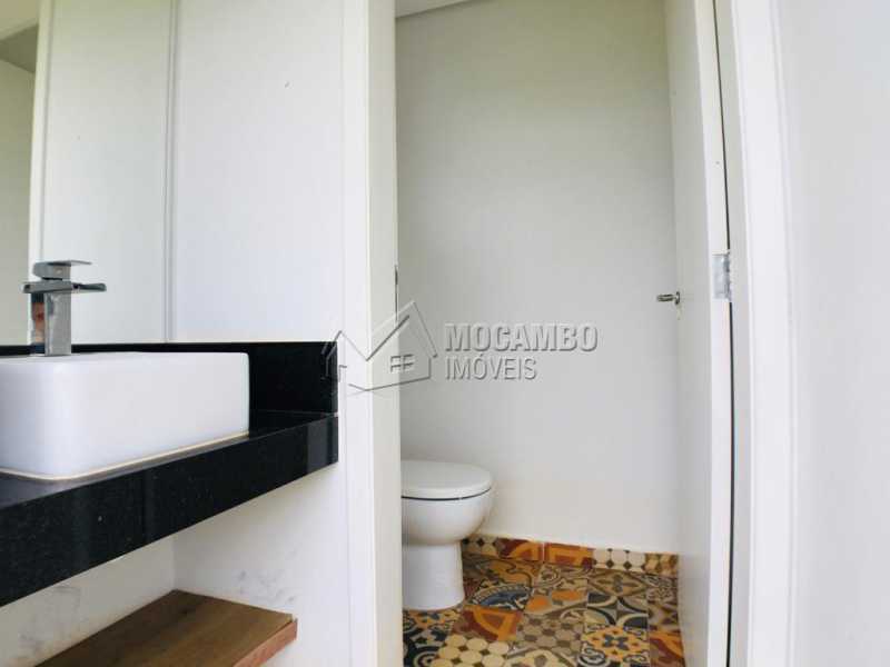 Conheça Banheiro externo do imóvel - Casa em Condomínio 3 quartos à venda Itatiba,SP - R$ 1.300.000 - FCCN30446 - 17 Banheiro externo - Casa em Condomínio 3 quartos à venda Itatiba,SP - R$ 1.300.000 - FCCN30446 - 17
