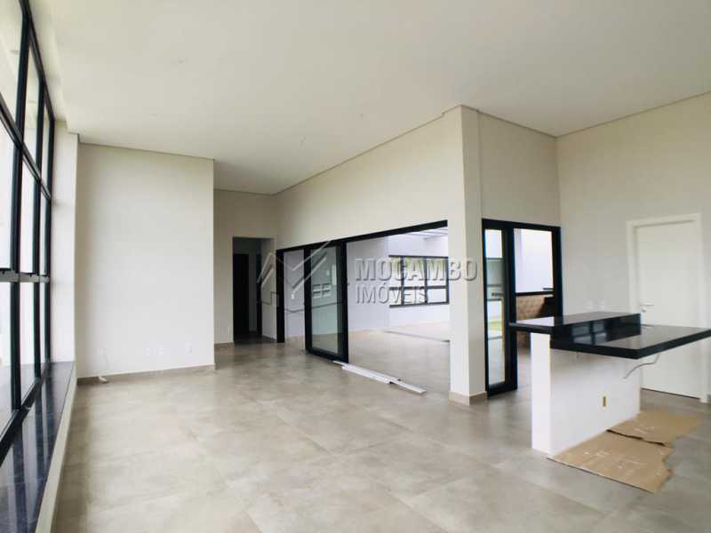 Conheça Sala do imóvel - Casa em Condomínio 3 quartos à venda Itatiba,SP - R$ 1.500.000 - FCCN30449 - 10 Sala - Casa em Condomínio 3 quartos à venda Itatiba,SP - R$ 1.500.000 - FCCN30449 - 10