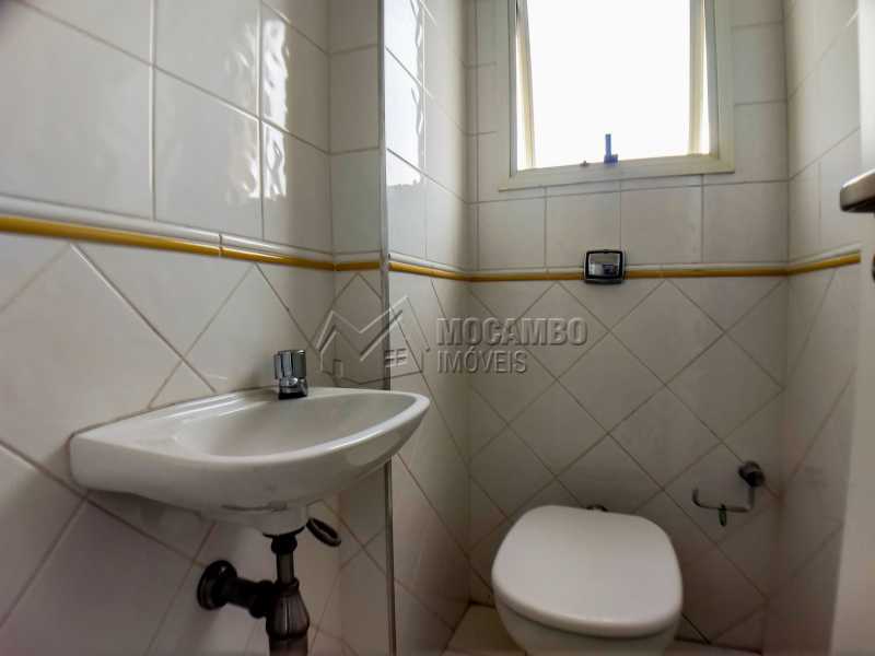 Conheça Banheiro Serviço do imóvel - Apartamento 3 Quartos Para Alugar Itatiba,SP - R$ 1.800 - FCAP30546 - 14 Banheiro Serviço - Apartamento 3 Quartos Para Alugar Itatiba,SP - R$ 1.800 - FCAP30546 - 14