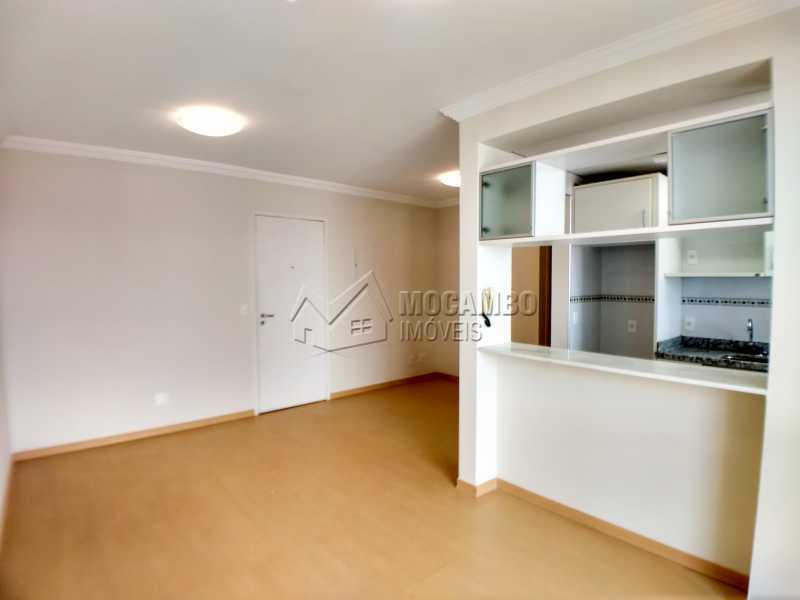 Conheça Sala do imóvel - Apartamento 1 Quarto Para Alugar Itatiba,SP - R$ 1.000 - FCAP10090 - 3 Sala - Apartamento 1 Quarto Para Alugar Itatiba,SP - R$ 1.000 - FCAP10090 - 3