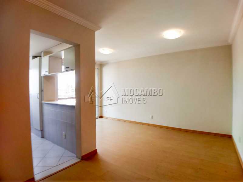 Conheça Sala do imóvel - Apartamento 1 Quarto Para Alugar Itatiba,SP - R$ 1.000 - FCAP10090 - 4 Sala - Apartamento 1 Quarto Para Alugar Itatiba,SP - R$ 1.000 - FCAP10090 - 4