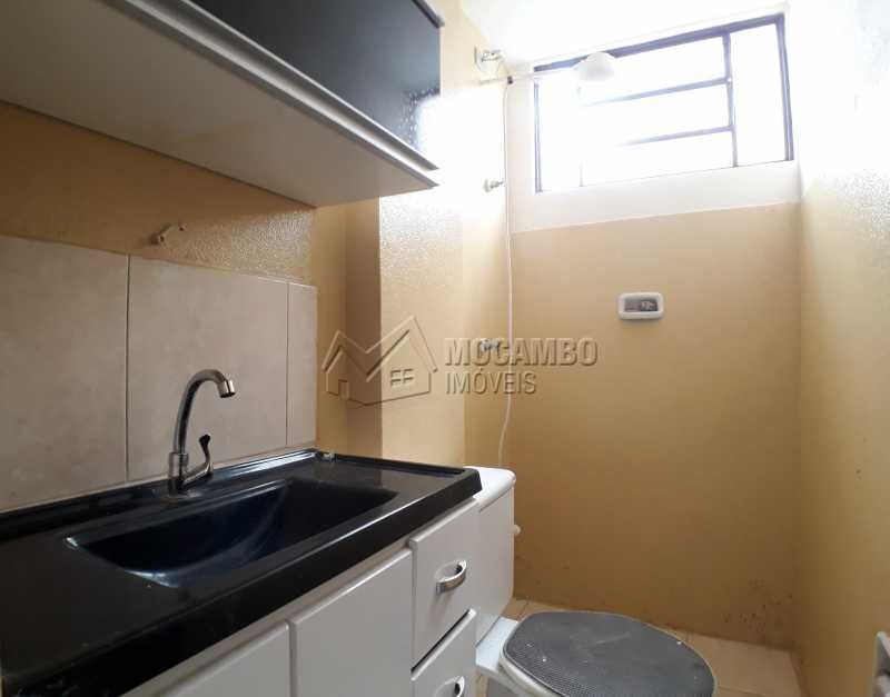 Conheça Banheiro do imóvel - Apartamento Condomínio Edifício João Corradini, Itatiba, Núcleo Residencial João Corradini, SP Para Alugar, 2 Quartos, 50m² - FCAP21083 - 6 Banheiro - Apartamento Condomínio Edifício João Corradini, Itatiba, Núcleo Residencial João Corradini, SP Para Alugar, 2 Quartos, 50m² - FCAP21083 - 6