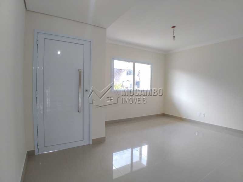 Conheça Sala do imóvel - Casa em Condomínio 3 quartos à venda Itatiba,SP - R$ 850.000 - FCCN30457 - 10 Sala - Casa em Condomínio 3 quartos à venda Itatiba,SP - R$ 850.000 - FCCN30457 - 10