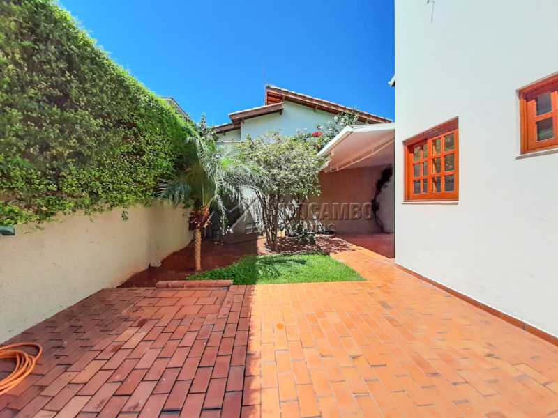 Conheça Quintal do imóvel - Casa 2 quartos à venda Itatiba,SP - R$ 500.000 - FCCA21332 - 21 Quintal - Casa 2 quartos à venda Itatiba,SP - R$ 500.000 - FCCA21332 - 21