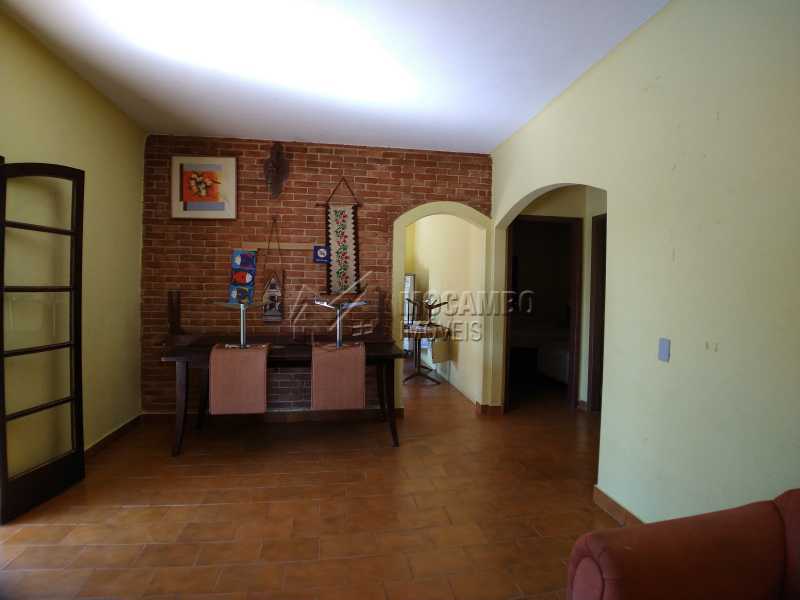 Conheça Sala do imóvel - Chácara 1238m² à venda Itatiba,SP - R$ 745.000 - FCCH20065 - 18 Sala - Chácara 1238m² à venda Itatiba,SP - R$ 745.000 - FCCH20065 - 18