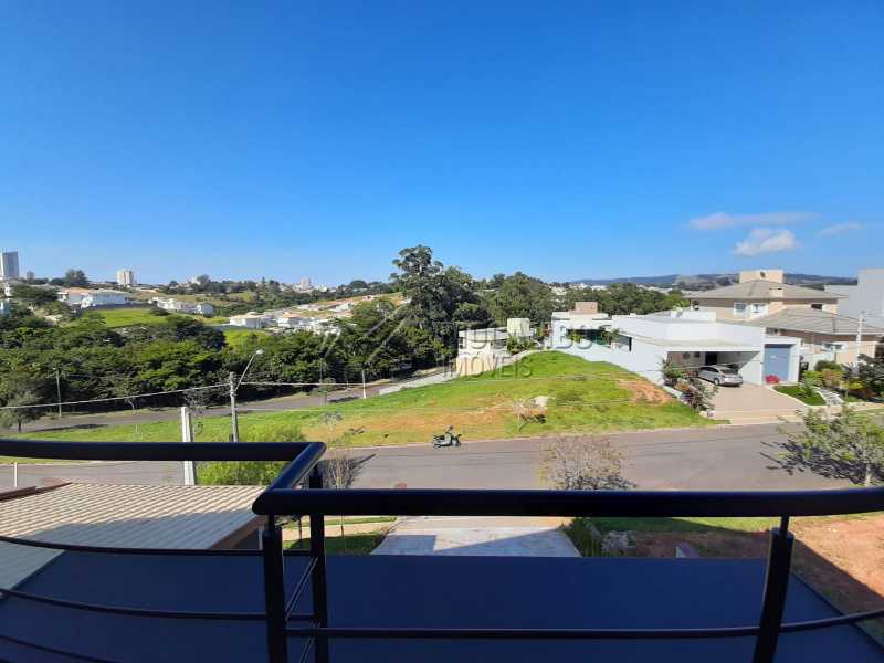 Conheça Sacada da suite. do imóvel - Casa em Condomínio 3 quartos à venda Itatiba,SP - R$ 1.390.000 - FCCN30460 - 23 Sacada da suite. - Casa em Condomínio 3 quartos à venda Itatiba,SP - R$ 1.390.000 - FCCN30460 - 23