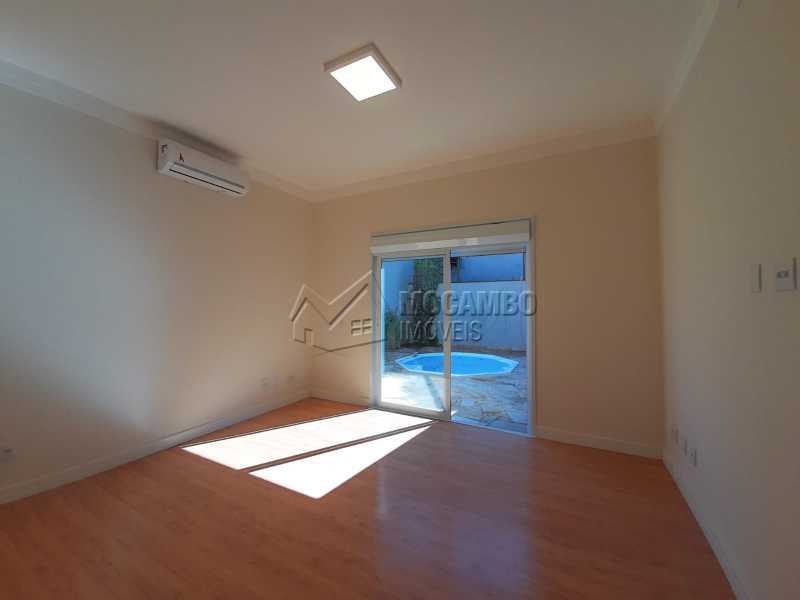 Conheça Suite master. do imóvel - Casa em Condomínio 3 quartos à venda Itatiba,SP - R$ 1.390.000 - FCCN30460 - 26 Suite master. - Casa em Condomínio 3 quartos à venda Itatiba,SP - R$ 1.390.000 - FCCN30460 - 26