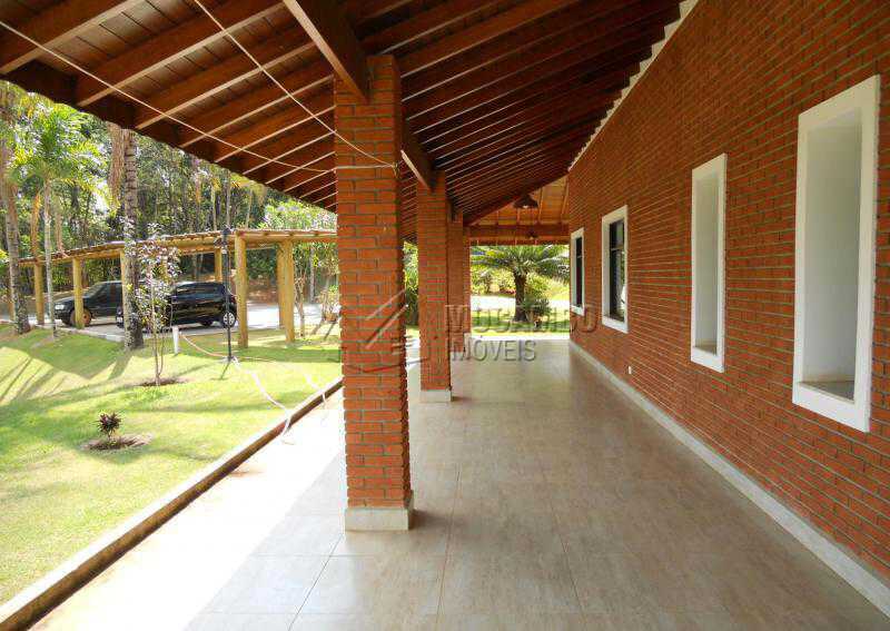 Conheça Varanda do imóvel - Sítio 48000m² à venda Alameda das Figueiras,Jarinu,SP - R$ 3.600.000 - FCSI30005 - 8 Varanda - Sítio 48000m² à venda Alameda das Figueiras,Jarinu,SP - R$ 3.600.000 - FCSI30005 - 8